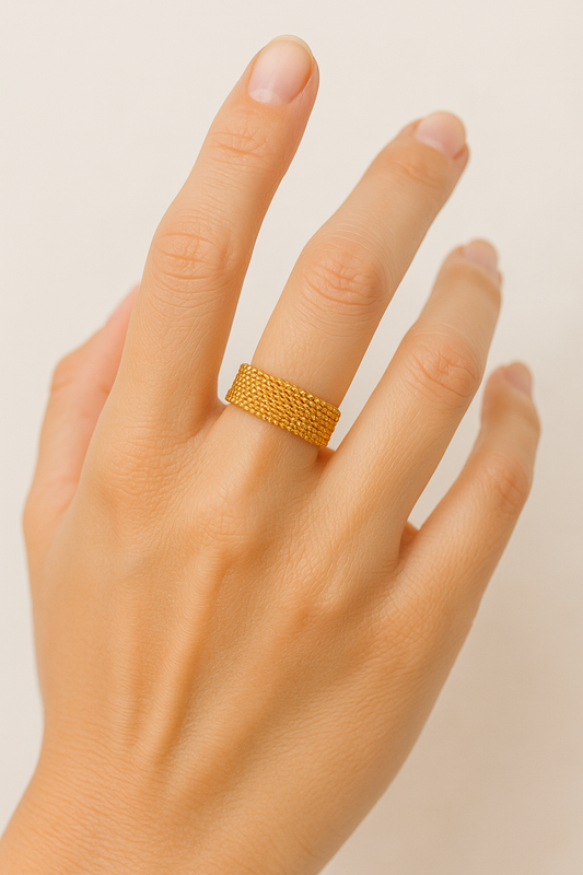 Arcturus - Gold Ring