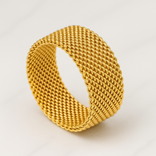 Arcturus - Gold Ring
